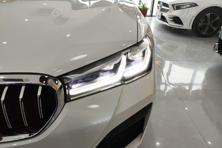 Used BMW 5 Series 2022 Restyled 525Li M Sport Package
