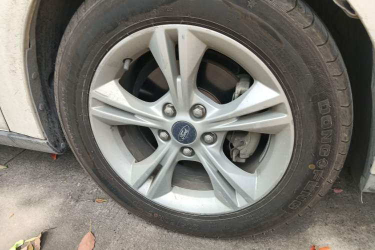 Used Ford Focus 2012 Hatchback 1.6L Automatic Fashion Edition