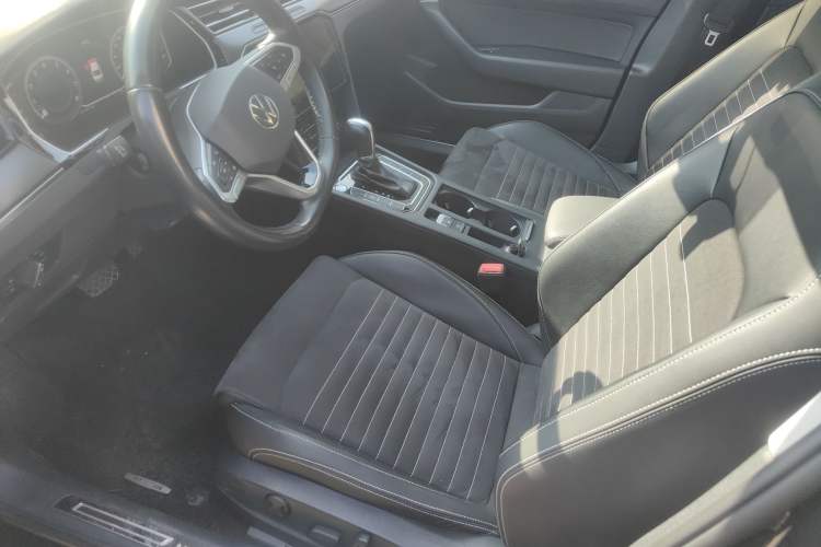 Used Volkswagen Magotan 2020 330TSI DSG Luxury Edition Left Front Seat