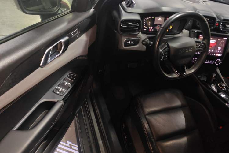 Used Lynk & Co 03 2022 2.0TD DCT JingPro
