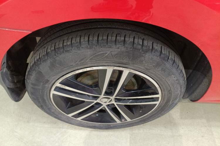 Used Skoda Rapid Spaceback 2016 Revised 1.6L Automatic Smart Drive Version
