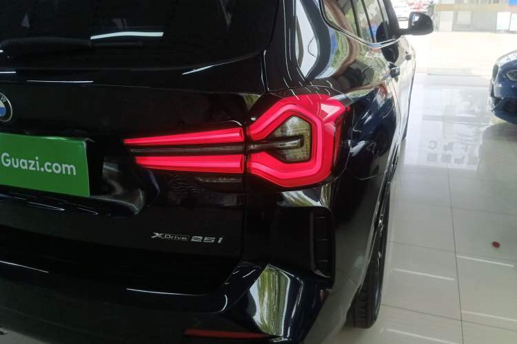 Used BMW X3 2022 xDrive25i M Sport Package Right Rear Taillight