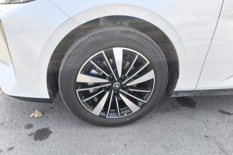 Used Changan Eado PHEV 2025 Smart New Blue Whale 145KM Battleship Edition
