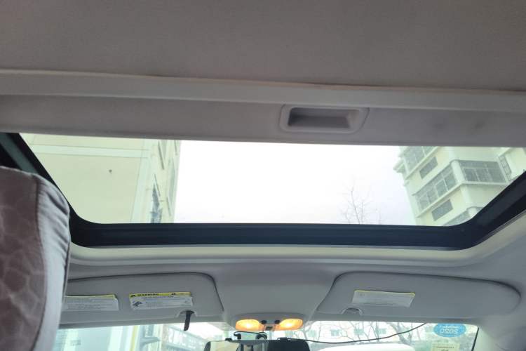 Used Jeep Compass 2010 2.4L four-wheel drive sport version
