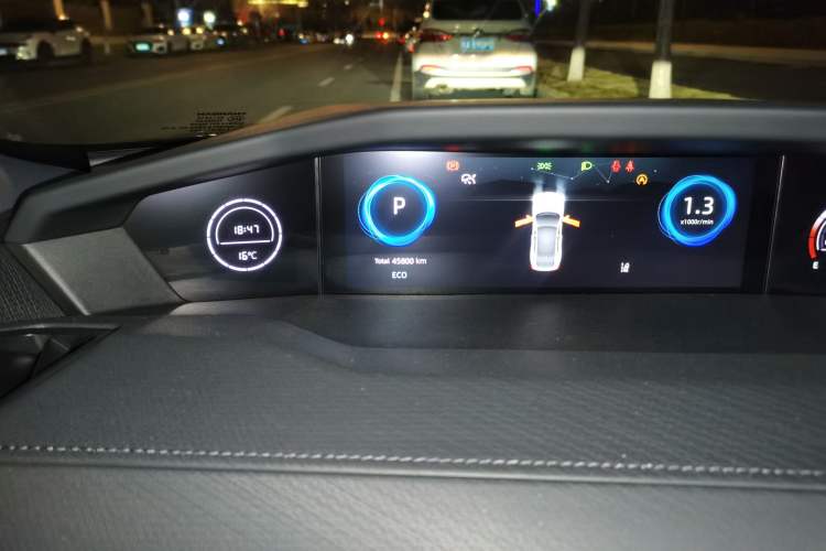 Used Changan UNI-V 2022 1.5T Prestige Version