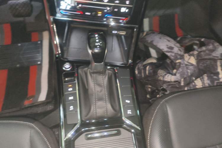 Used Volkswagen Passat 2023 Revised 380TSI Luxury Edition
