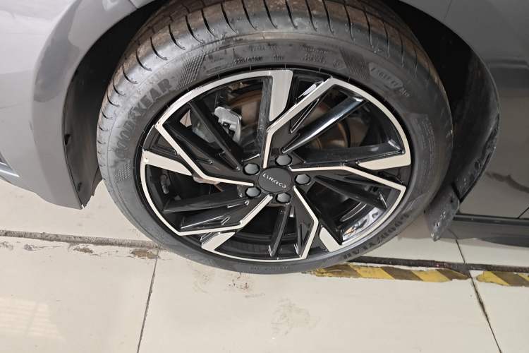 Used Lynk & Co 03 2023 2.0TD DCT JingPro