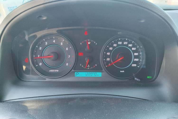 Used Chevrolet Captiva 2014 2.4L 4x4 Luxury Edition 5 Seats