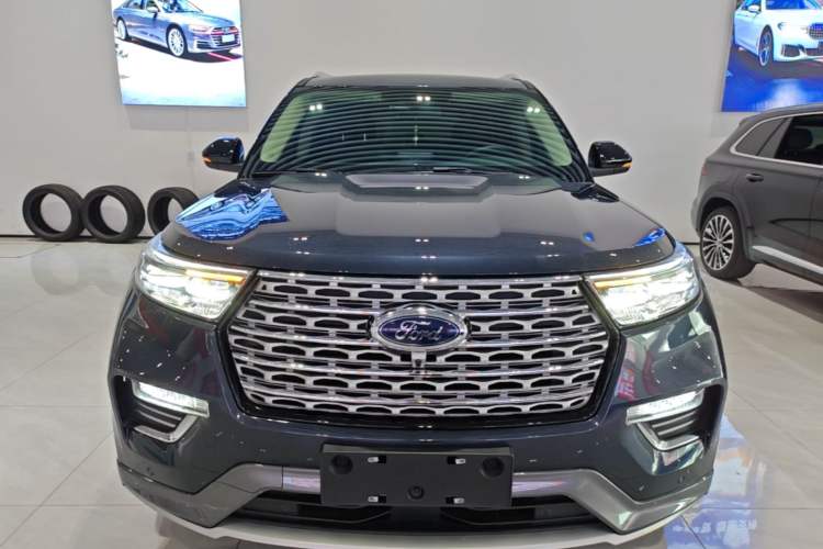 Used Ford Explorer 2020 EcoBoost 285 4x4 Titanium Edition 7-Seater
