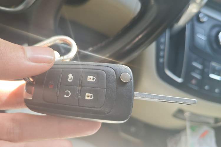 Used Buick GL8 2018 28T Luxury Model China VI Standard