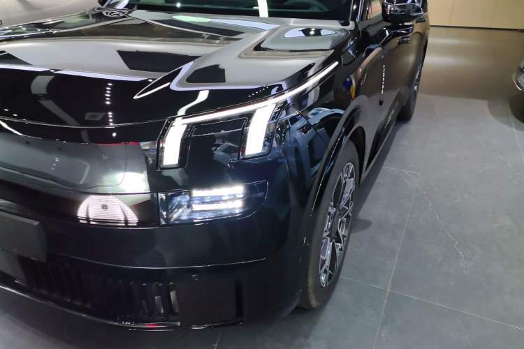 Used Lynk & Co 900 2025 2.0T Ultra
