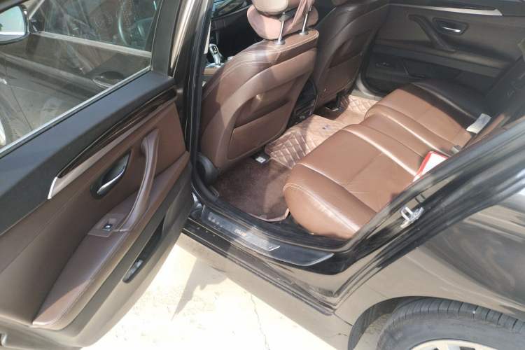 Used BMW 5 Series 2014 525Li Luxury Design Package
