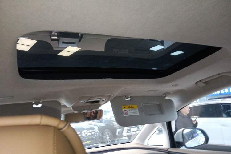 Used Denza D9 2022 DM-i 970 Four-Wheel Drive Flagship Model
