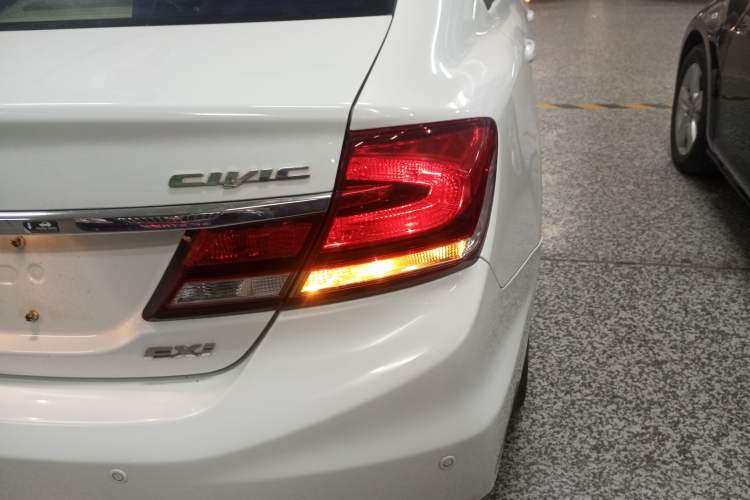 Used Honda Civic 2016 1.8L Automatic Comfort Version
