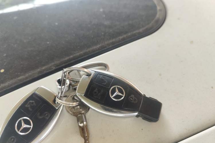 Used Mercedes-Benz E-Class 2015 E 200 L
