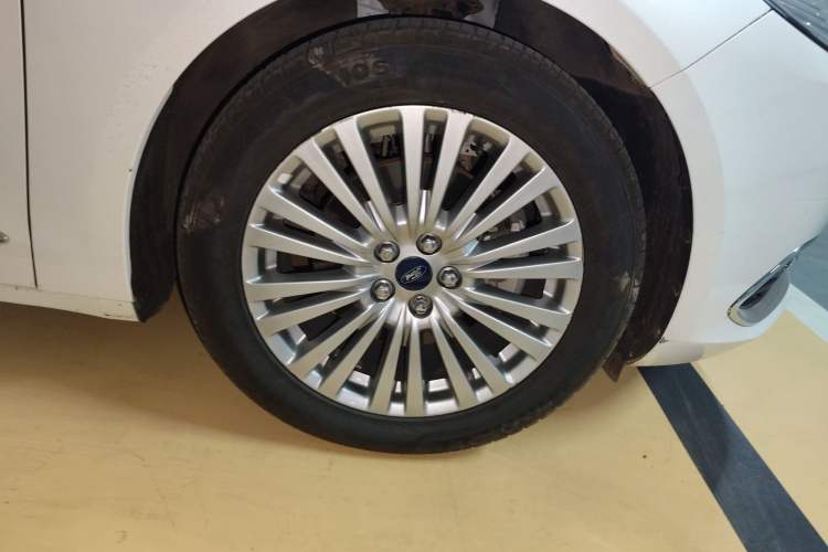 Used Ford Taurus 2017 EcoBoost 245 Luxury Model