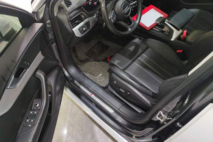 Used Audi A4L 2020 40 TFSI Fashion Dynamic Model Driver Seat