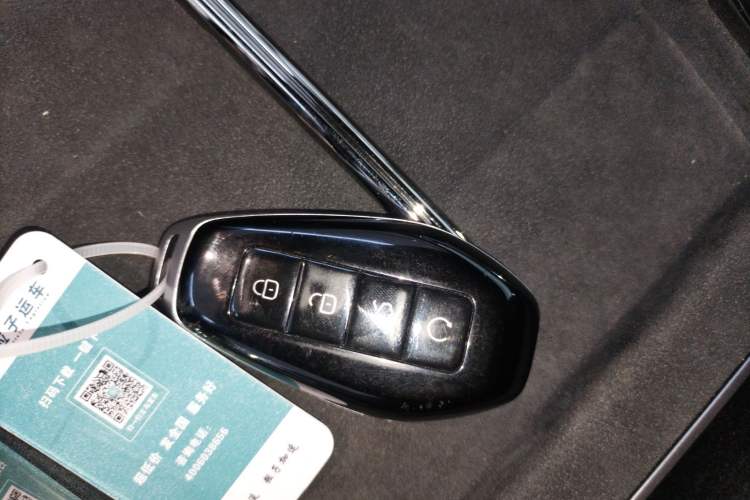 Used Denza Z9 2024 1100 km All-Wheel-Drive Ultra Version
