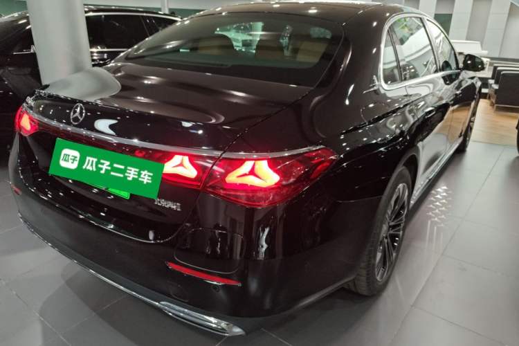 Used Mercedes-Benz E-Class New Energy 2024 E 350 e L Plug-in Hybrid Sedan
