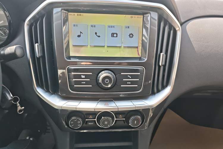 Used JMC Yuhu EV 2022 4x2 LX JX1032PSEF5BEV Audio And AC Panel