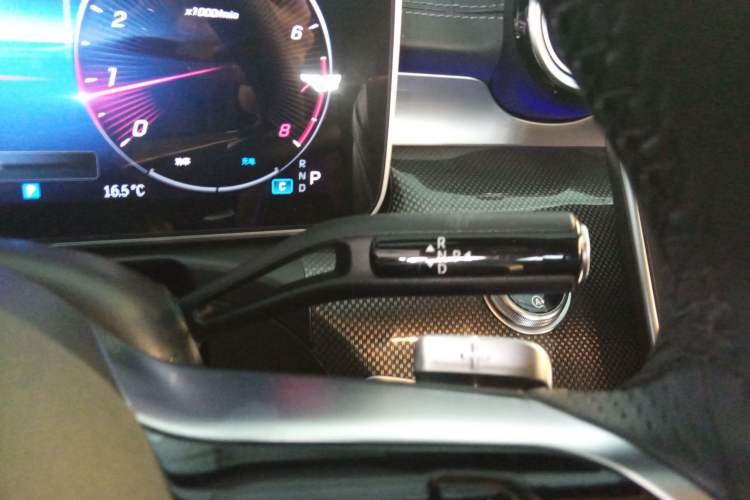 Used Mercedes-Benz C-Class 2023 Restyled C 260 L Sport Edition Gear Lever