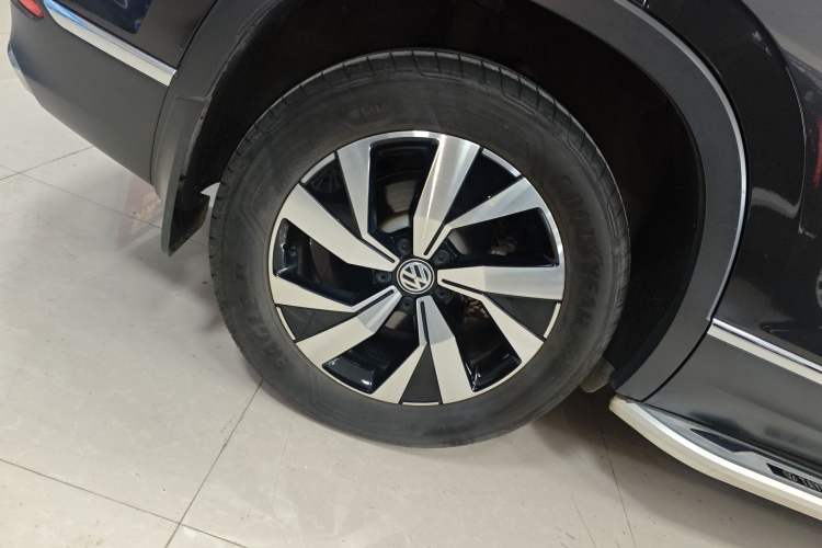 Used Volkswagen Tayron 2020 330TSI Two-Wheel Drive Luxury Smart Connectivity Version
