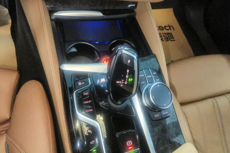 Used BMW 6 Series GT 2024 630i M Sport Luxury Package Gear Lever