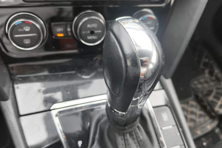 Used Volkswagen Lamando 2015 280TSI DSG Comfort Edition
