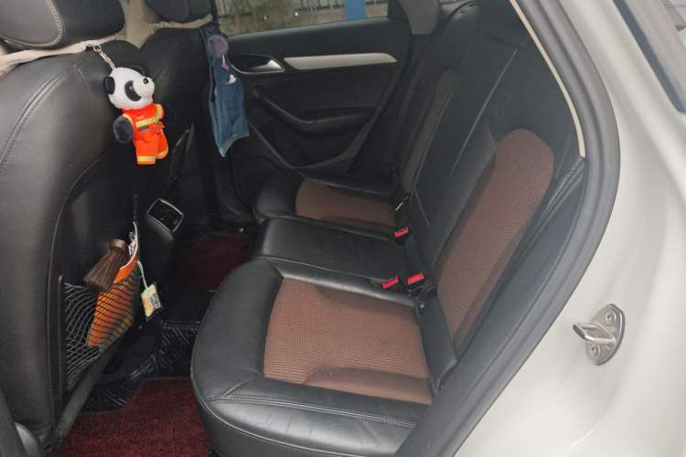 Used Audi Q3 2018 30th Anniversary Edition 30 TFSI Fashion Model Interior 4