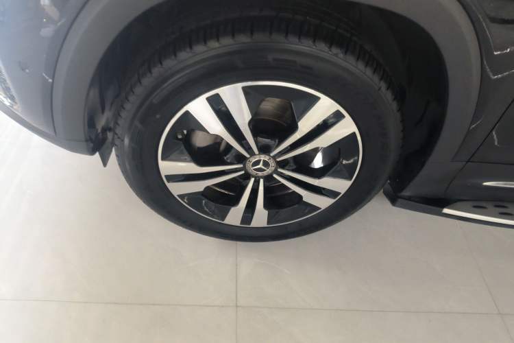 Used Mercedes-Benz GLB 2024 GLB 200 Dynamic Edition Exterior 4