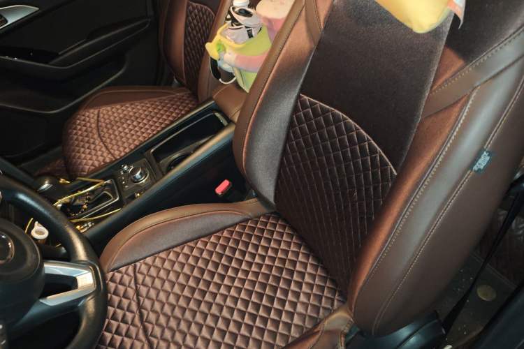 Used Mazda 3 Axela 2017 Sedan 1.5L Automatic Luxury Model Emission Standard China V
