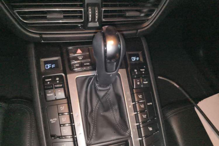 Used Porsche Macan 2021 Macan 2.0T