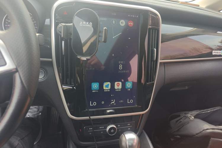 Used BYD Song MAX 2017 1.5T Automatic Smart Connect Prestige 7-Seater Audio And AC Panel