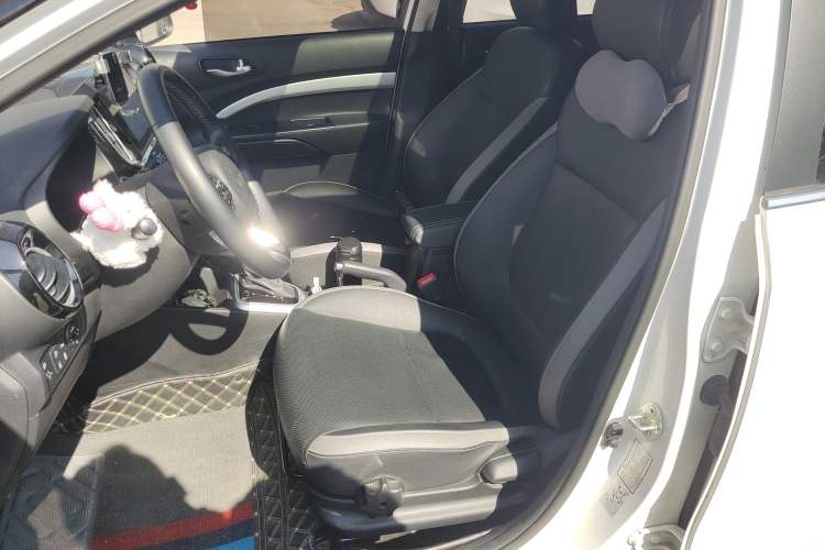 Used Kia kx1 Stonic 2021 1.4L CVT Fun & Sunroof Model