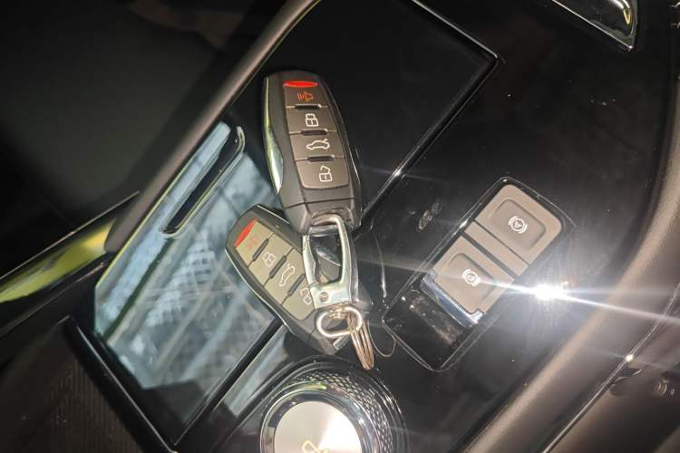 Used Haval H6 2024 1.5T Two-Wheel-Drive Classic Edition