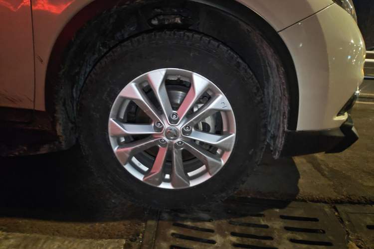 Used Nissan X-Trail 2014 2.5L CVT Luxury Edition 4WD