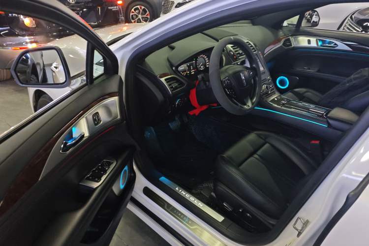 Used Lincoln MKZ 2020 2.0T Deluxe Edition