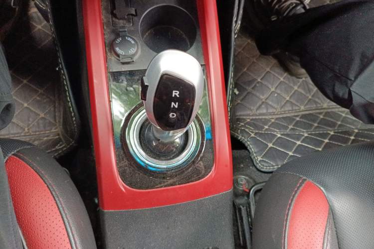 Used JAC iEV7S 2018 Smart Enjoyment Model