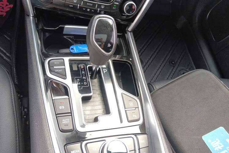 Used Geely Auto Emgrand GT 2016 2.4L Zunya Model Gear Lever