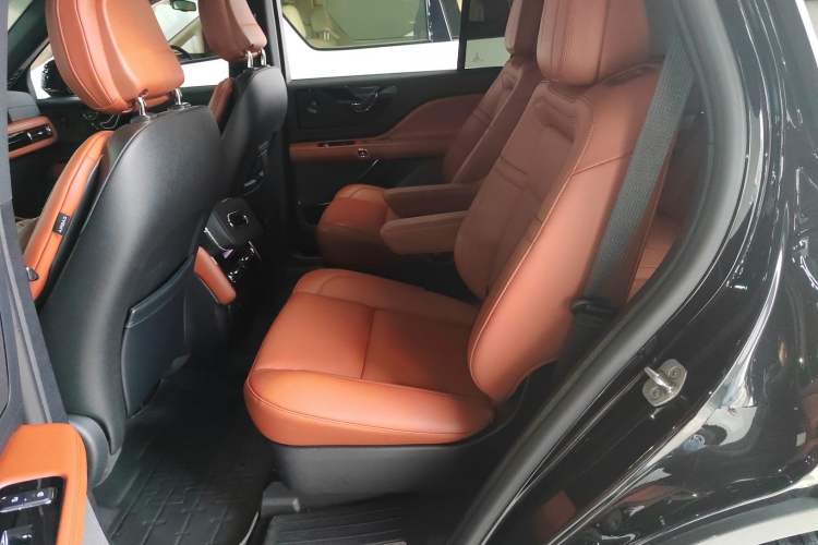 Used Lincoln Aviator 2024 3.0T V6 All-Wheel-Drive Elegance Edition Six Seats
