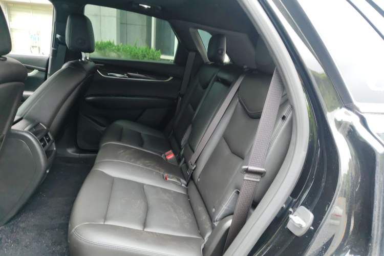 Used Cadillac XT5 2018 25T Tech Model Left Rear Seat