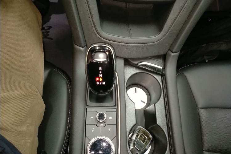 Used Cadillac XT6 2022 2.0T Six-Seater Four-Wheel Drive Luxury Version