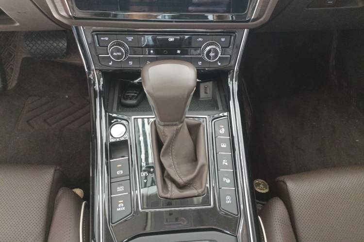 Used Volkswagen Phideon 2021 380TSI Prestige Edition