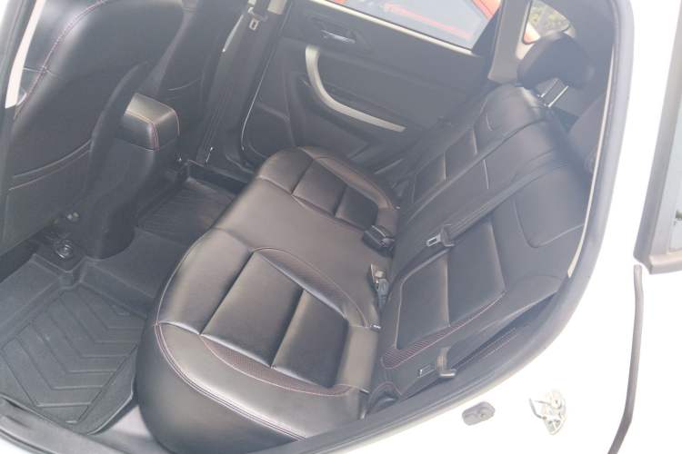 Used CHANGAN CS35 2015 1.6L Manual Luxury Model China IV Standard Left Rear Seat