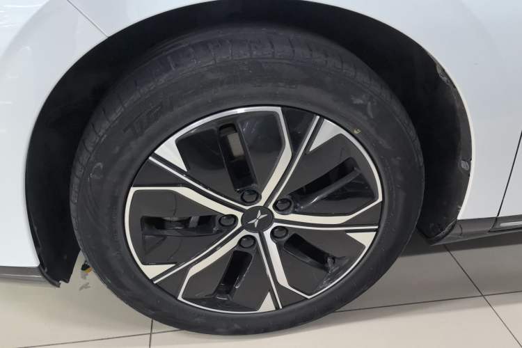 Used XPeng P5 2021 510G Left Front Wheel Hub