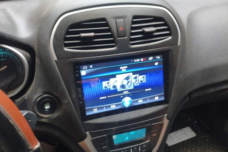 Used GAC Trumpchi GS5 2012 2.0L Automatic Two-Wheel Drive Luxury Edition
