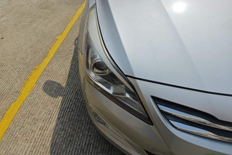 Used Hyundai Verna (older generation) 2014 1.4L Automatic Leading-Edge GLX
