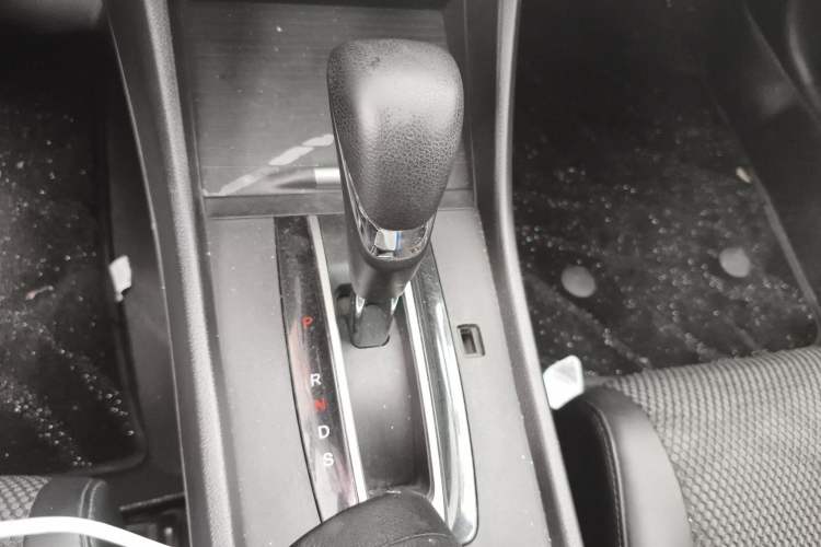 Used Honda Jade 2014 1.8L Automatic Comfort Elite Version 5 Seats