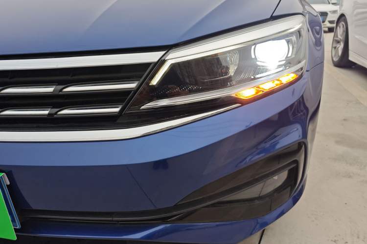 Used Volkswagen Lamando 2021 280TSI DSG Comfort Edition Left Front Headlight