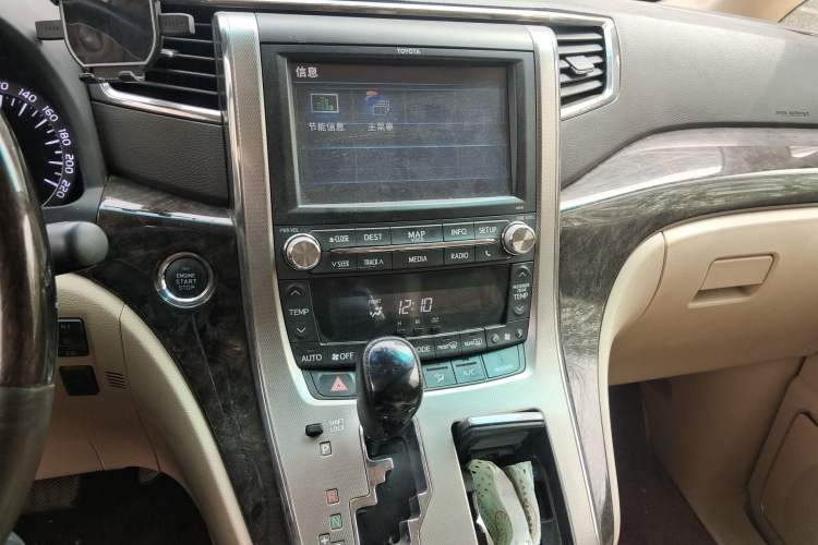 Used Toyota Alphard 2012 3.5L Luxury Edition
